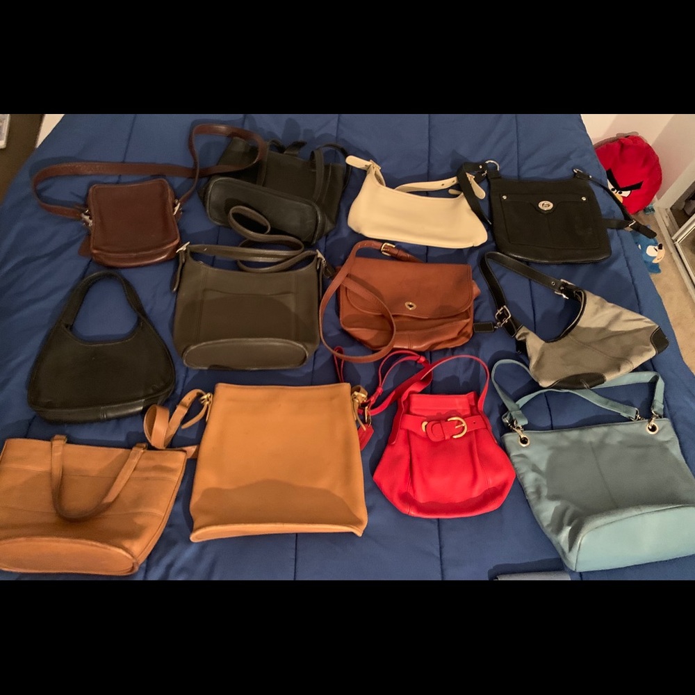12 coach purses plus small wallet